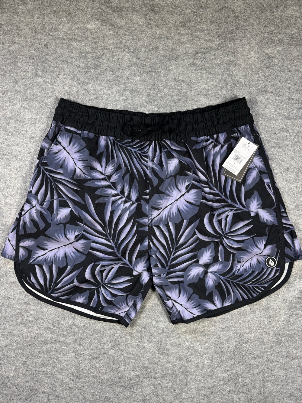 NWT Volcom Paradise Dreamer Tropical Print Swim Trunks, Men’s Large
